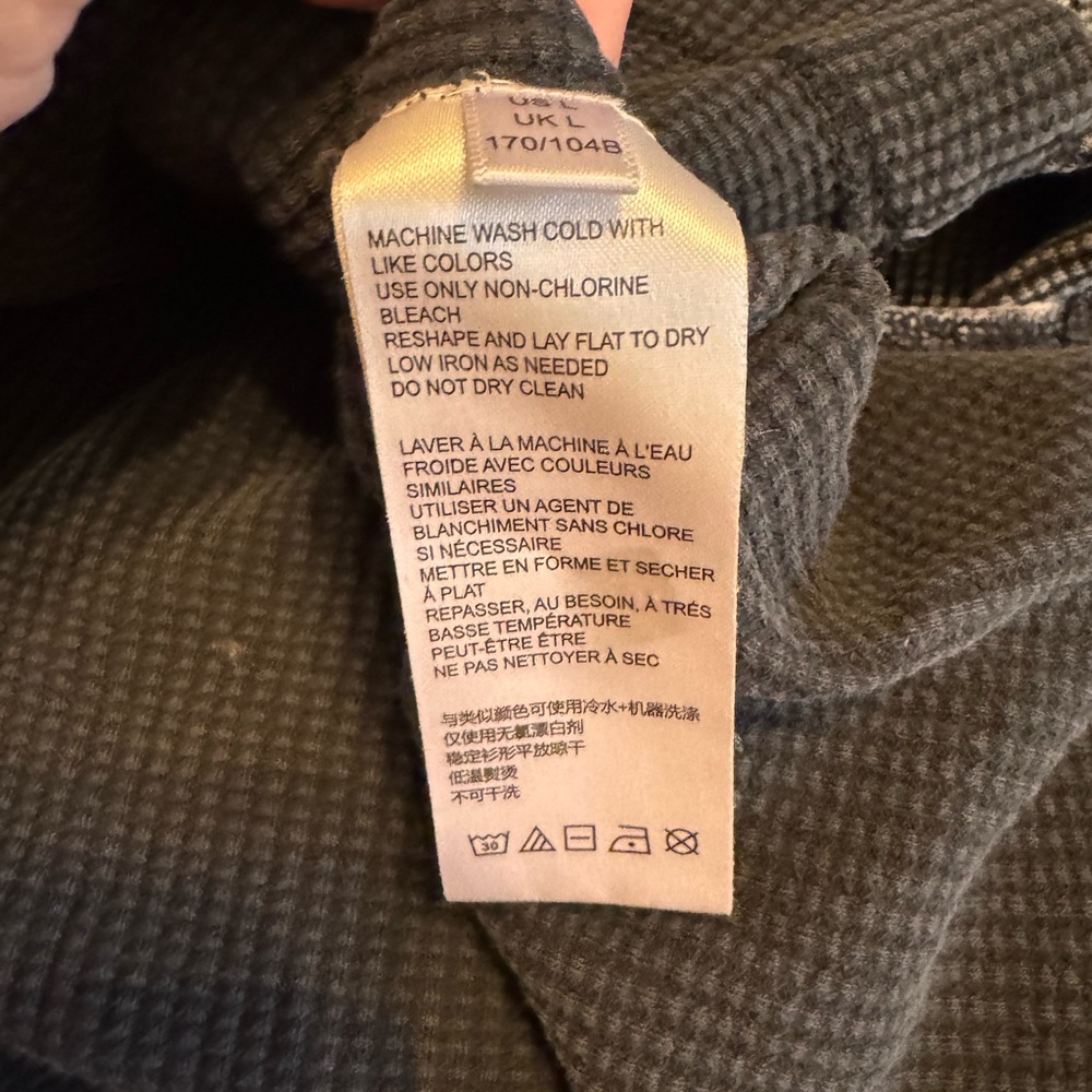 Pilcro /Anthroplogie V-Neck Sweater in Black and Gray - Picture 4 of 4